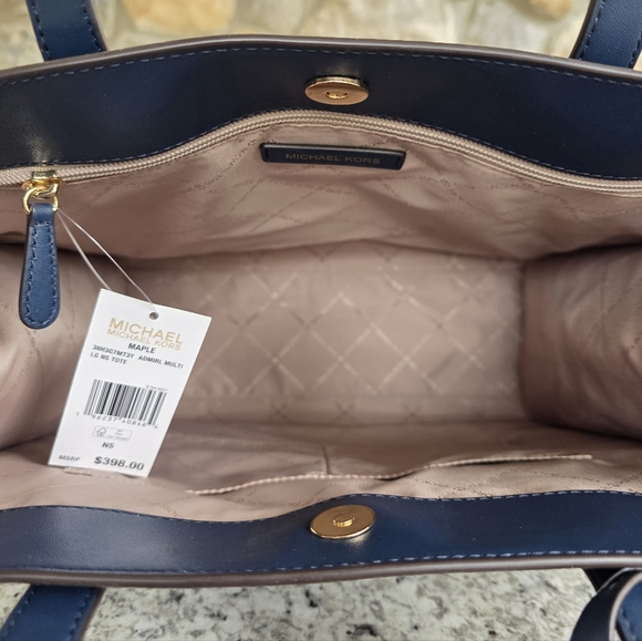 Michael Kors Maple Logo Large Blue Tote - Picture 5 of 10